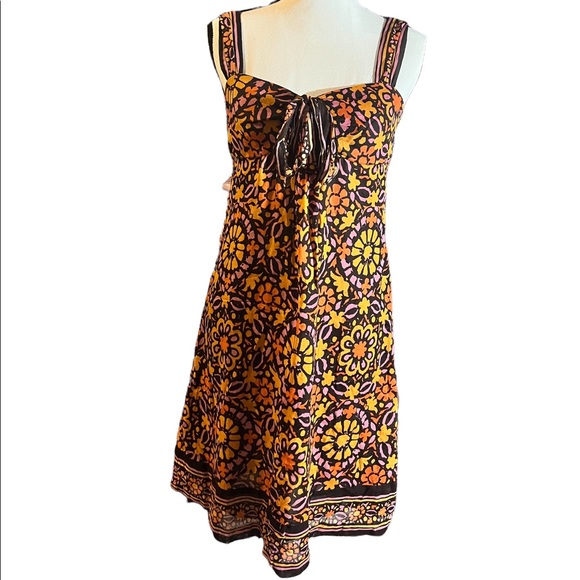 Trina Turk Dresses & Skirts - Trina Turk floral dress